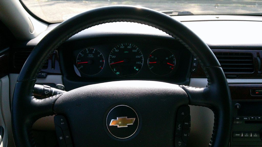 2011 Chevrolet Impala Image 11