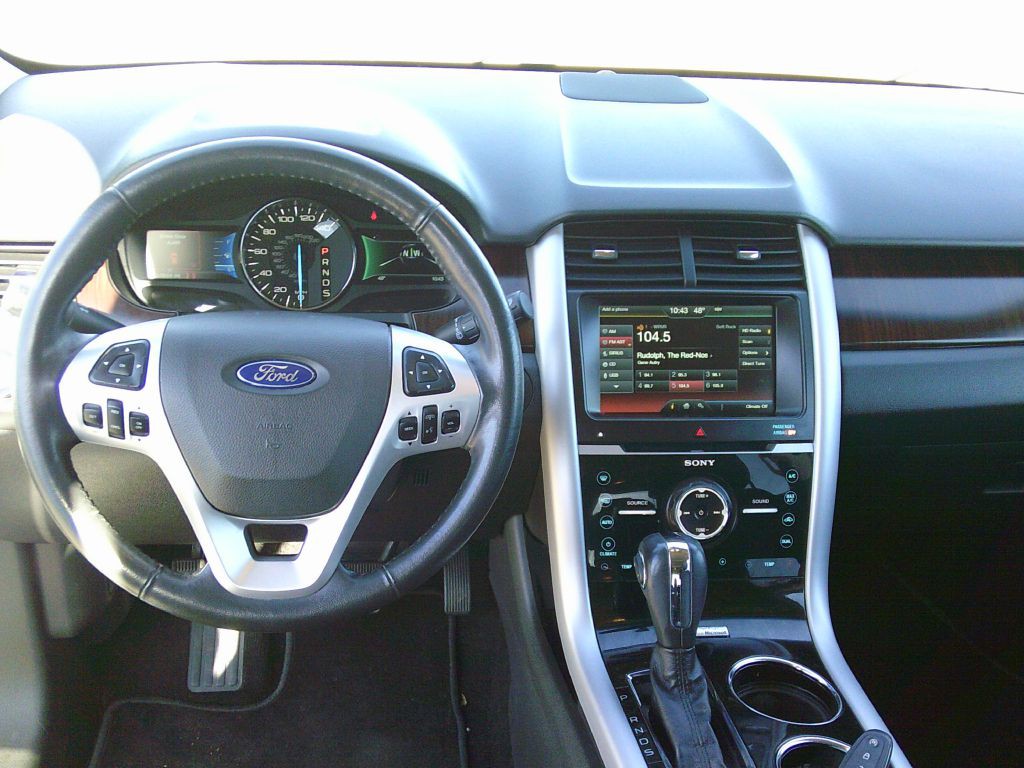 2014 Ford Edge Image 9