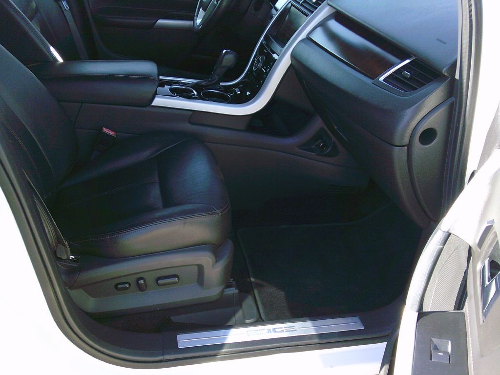 2014 Ford Edge Image 10