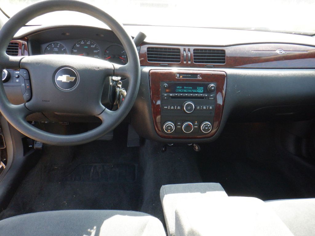 2008 Chevrolet Impala Image 9