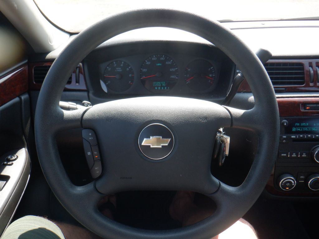 2008 Chevrolet Impala Image 12