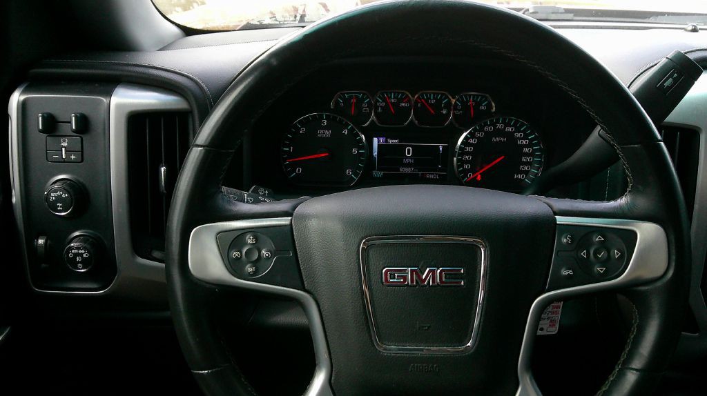 2017 GMC Sierra Image 13