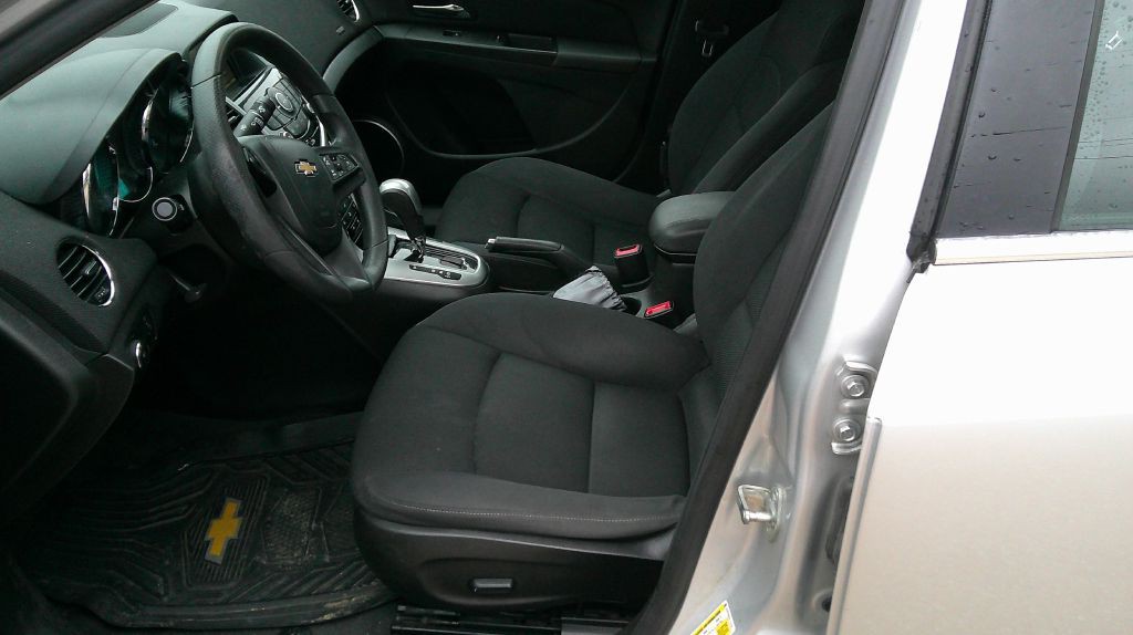 2016 Chevrolet Cruze Image 6