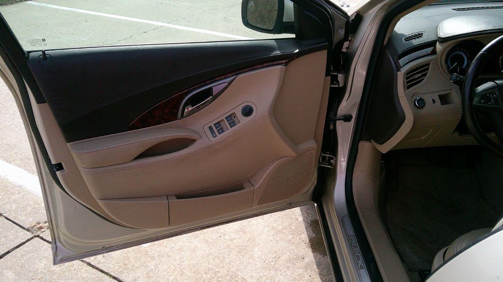 2013 Buick Lacrosse Image 5