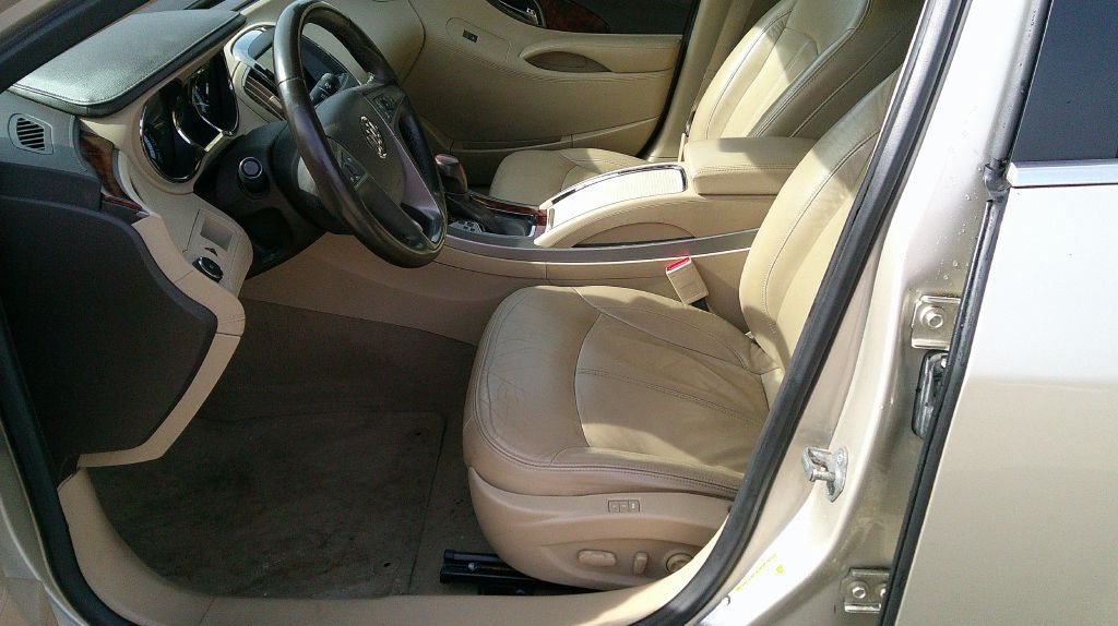 2013 Buick Lacrosse Image 6