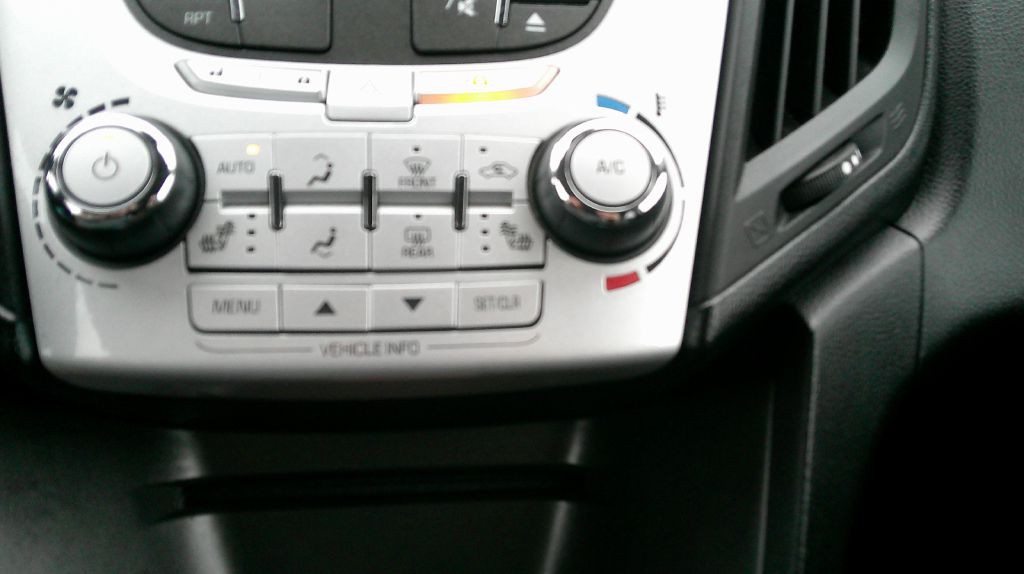 2013 Chevrolet Equinox Image 15