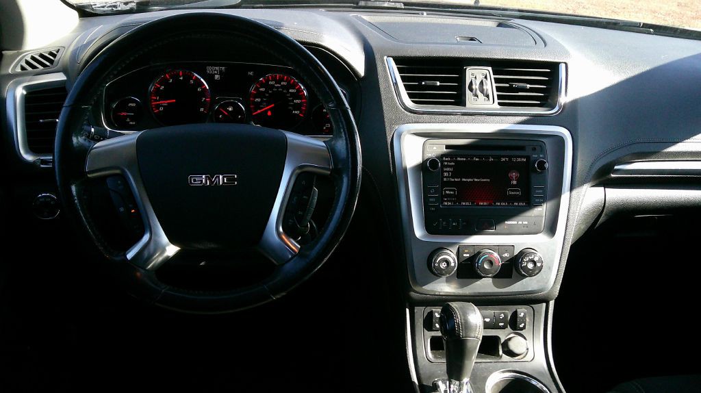 2014 GMC Acadia Image 9