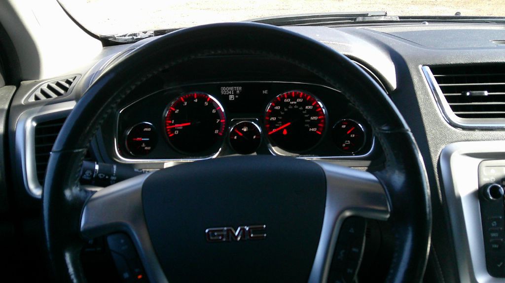 2014 GMC Acadia Image 13