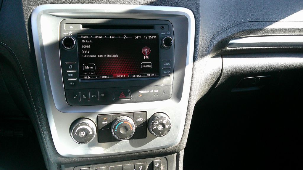 2014 GMC Acadia Image 15