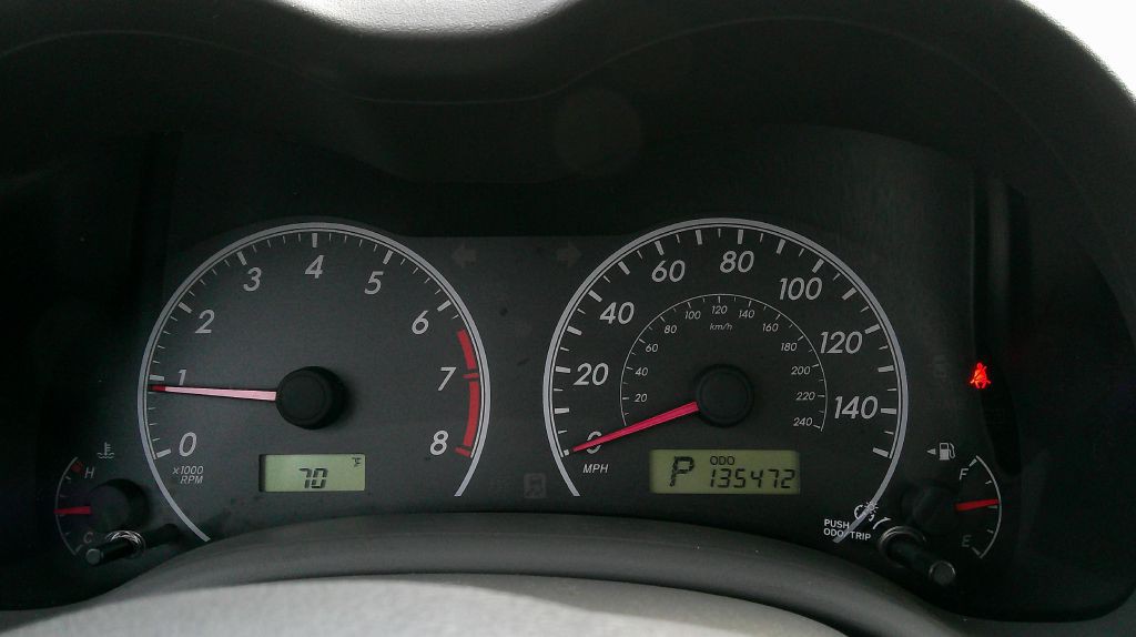 2010 Toyota Corolla Image 12