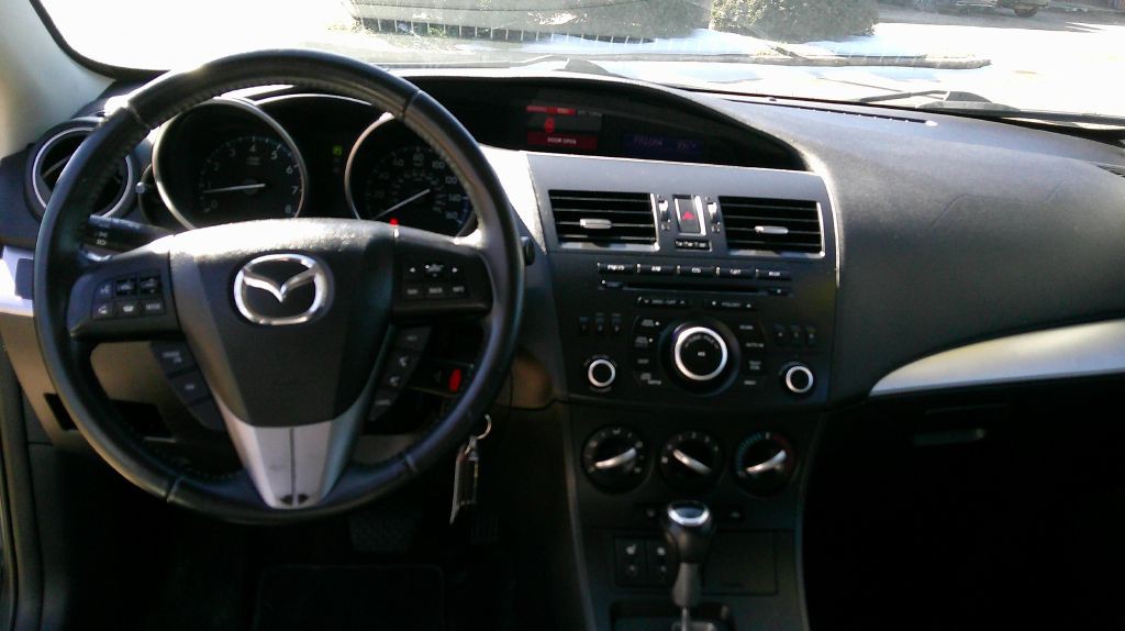 2012 Mazda Mazda3 Image 9