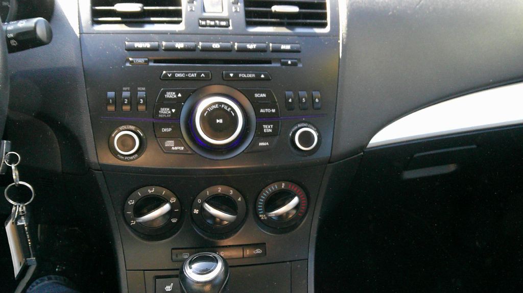 2012 Mazda Mazda3 Image 15