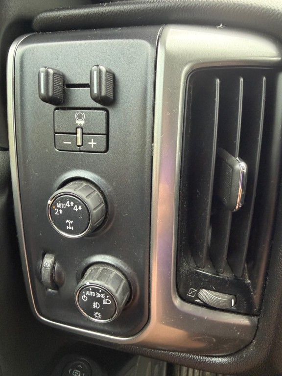 2018 Chevrolet Silverado 1500 Image 15