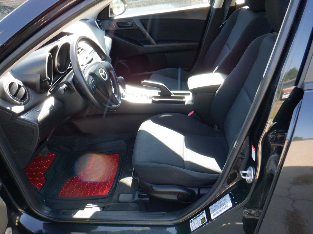 2011 Mazda Mazda3 Image 7