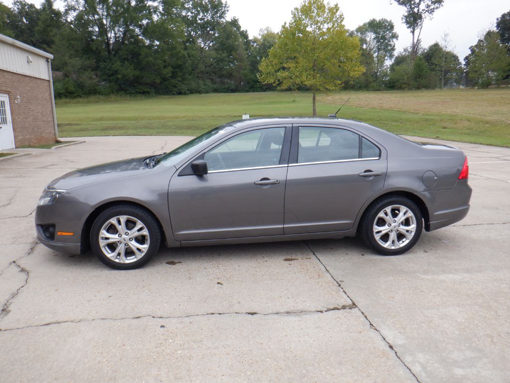 2012 Ford Fusion Image 3