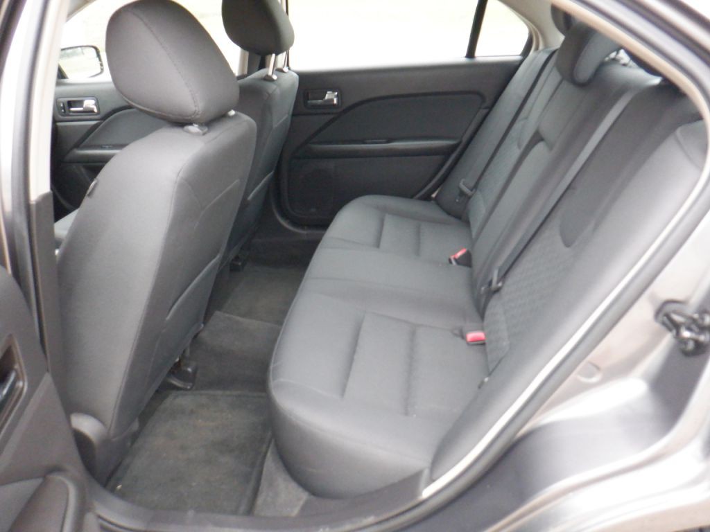 2012 Ford Fusion Image 7