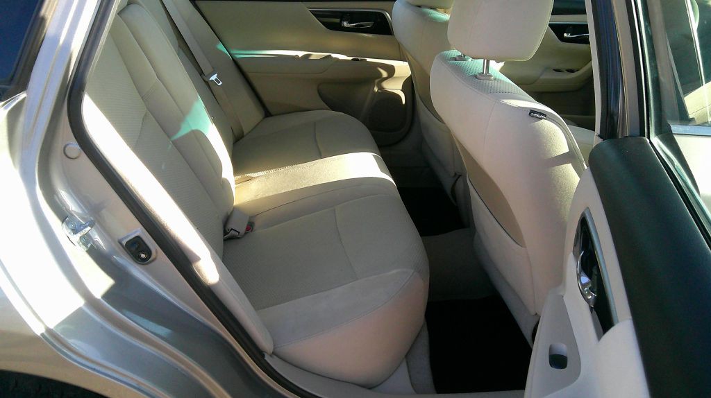 2014 Nissan Altima Image 11