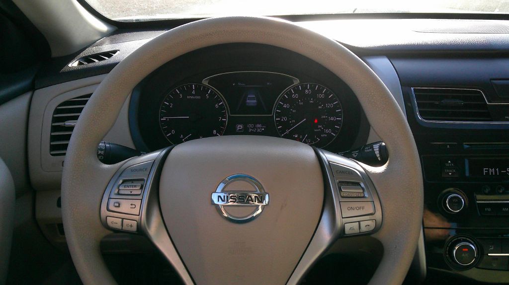 2014 Nissan Altima Image 12