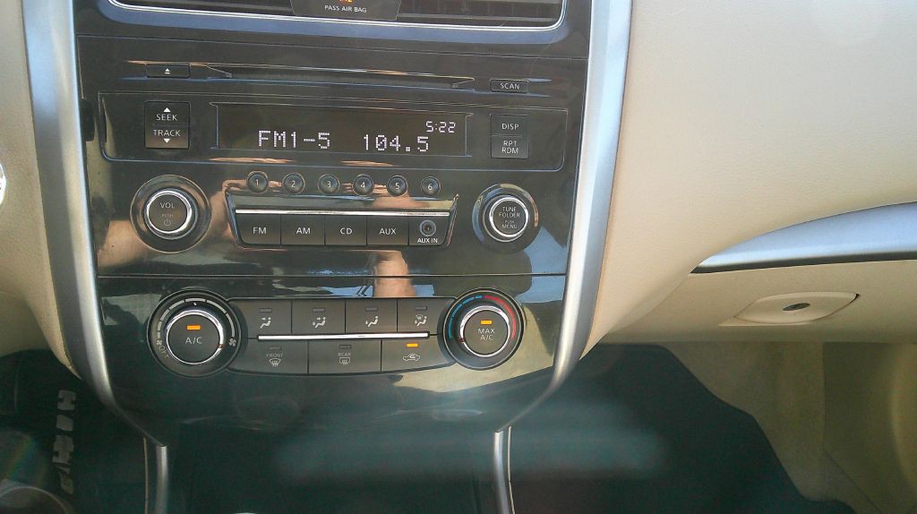 2014 Nissan Altima Image 14