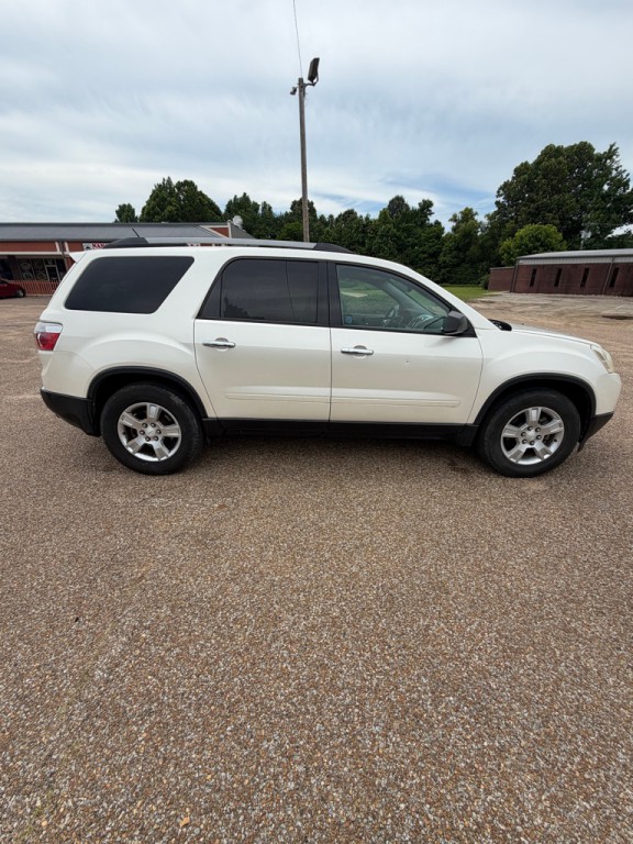 2012 GMC Acadia Image 4