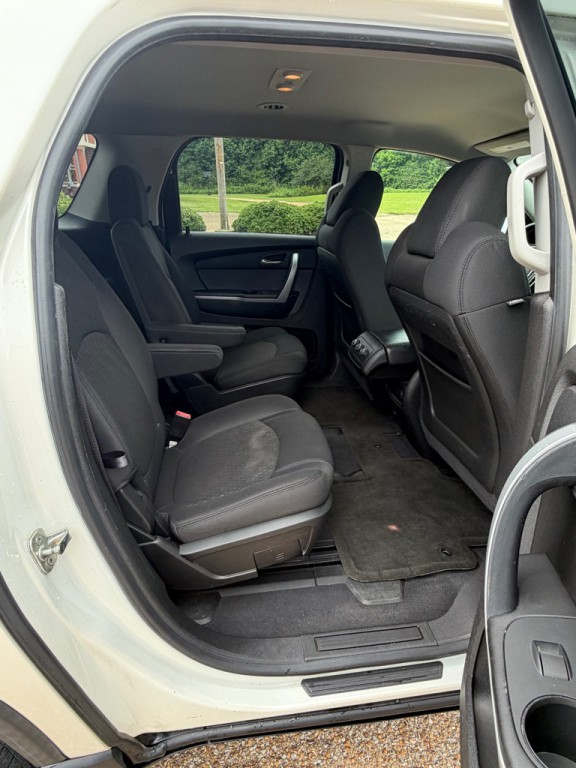 2012 GMC Acadia Image 12