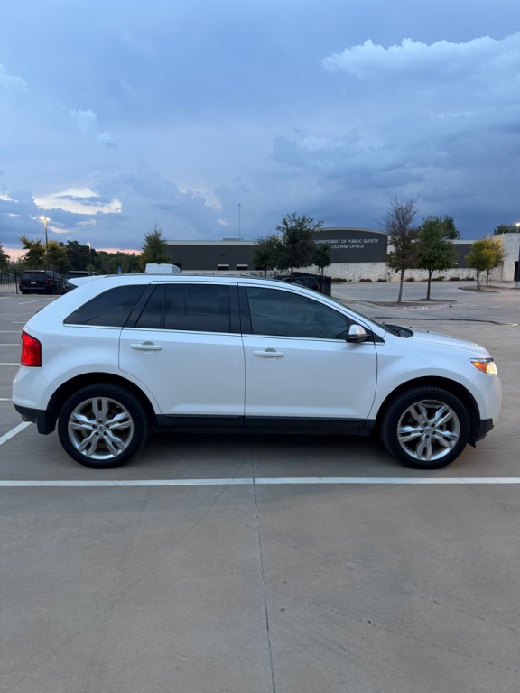 2013 Ford Edge Image 4