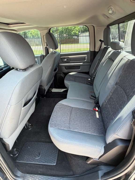 2014 RAM 1500 Image 8