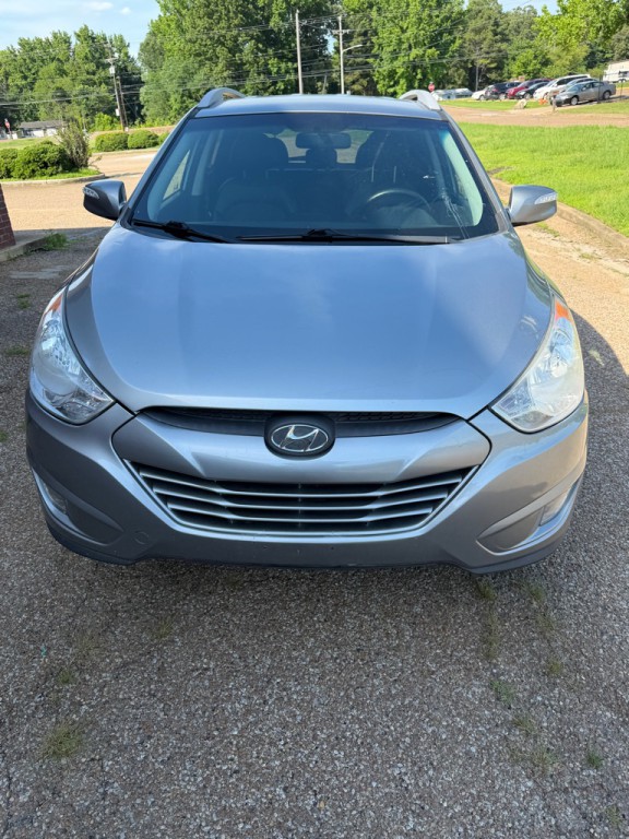 2013 Hyundai Tucson Image 2