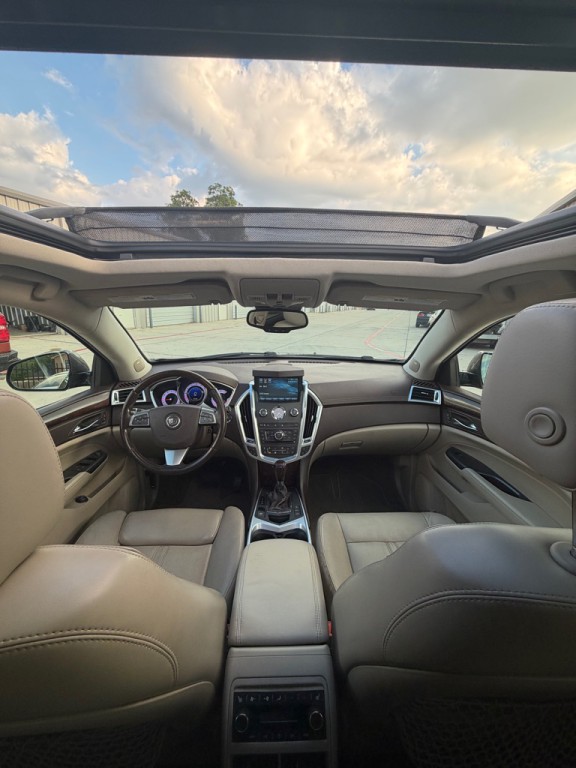 2012 Cadillac SRX Image 9