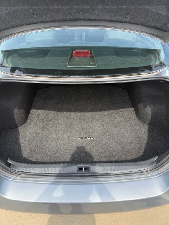 2010 Nissan Altima Image 12