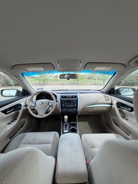 2013 Nissan Altima Image 9