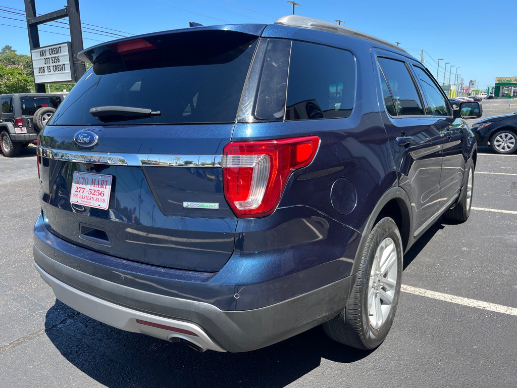 2017 Ford Explorer Image 4