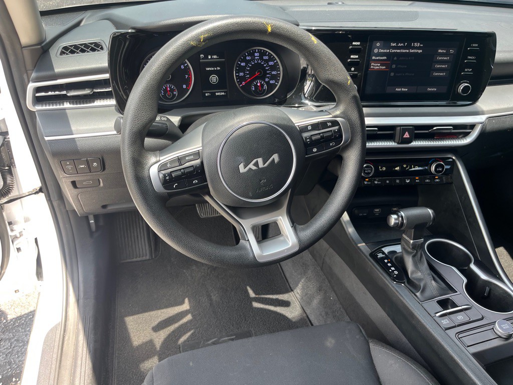 2022 Kia K5 Image 6