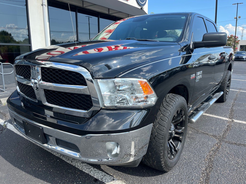 2019 RAM 1500 Image 2
