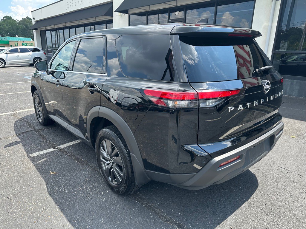2023 Nissan Pathfinder Image 5