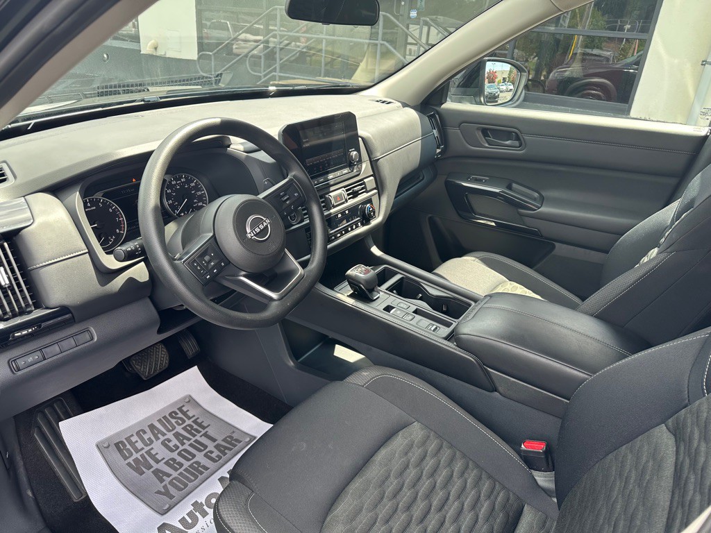 2023 Nissan Pathfinder Image 6