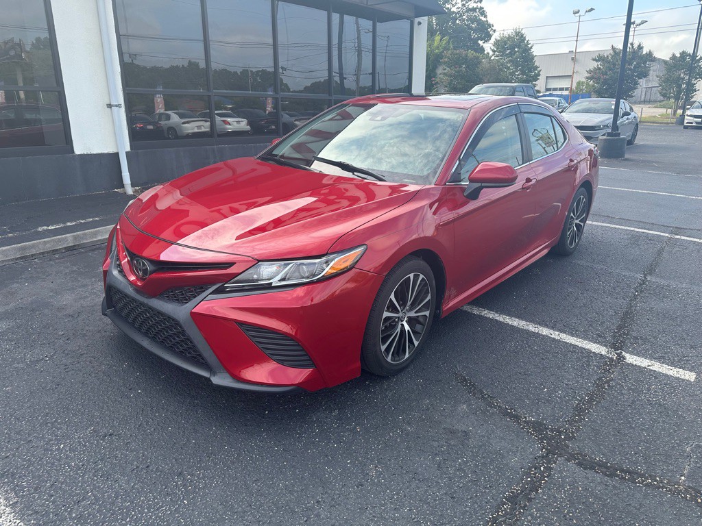 2020 Toyota Camry Image 2