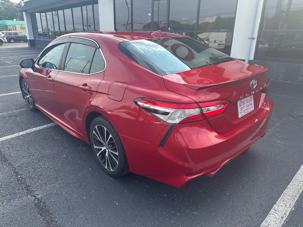 2020 Toyota Camry Image 5