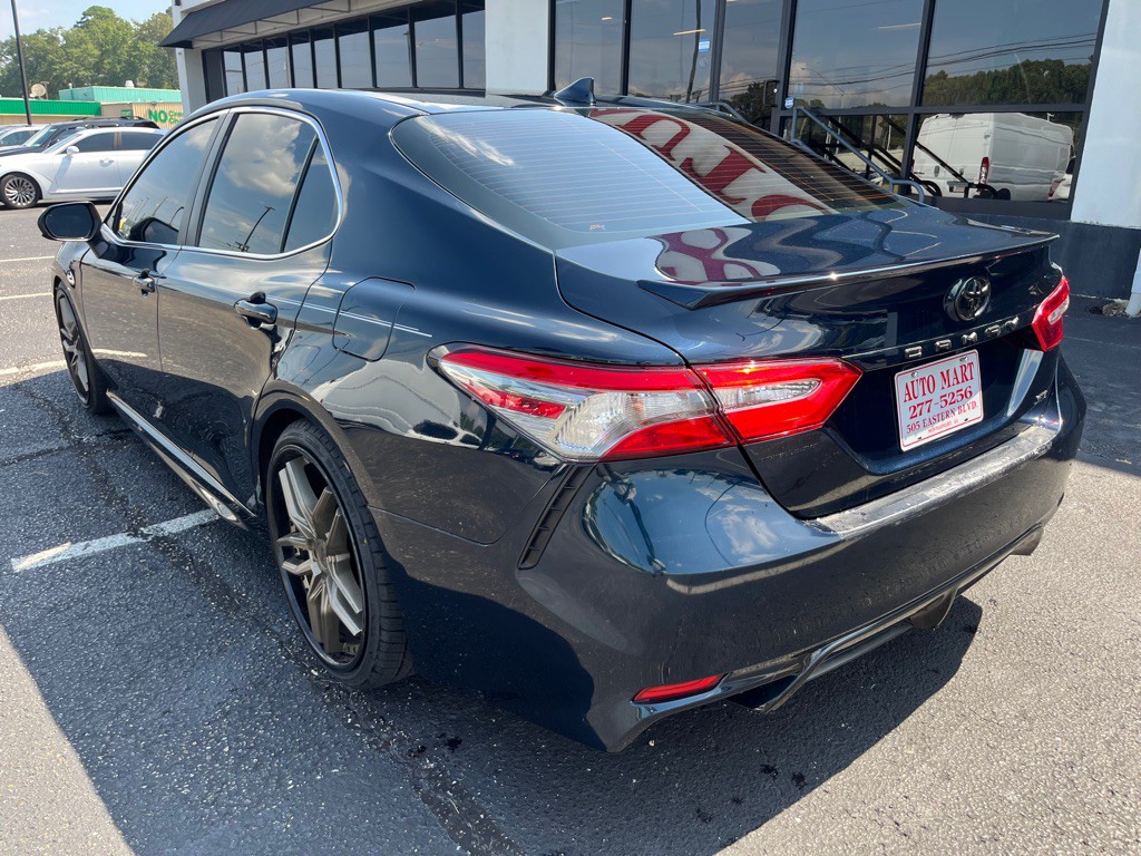 2019 Toyota Camry Image 5
