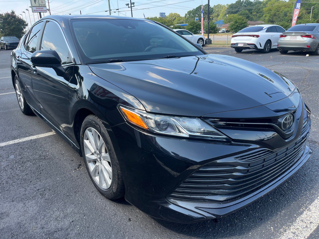 2020 Toyota Camry Image 3