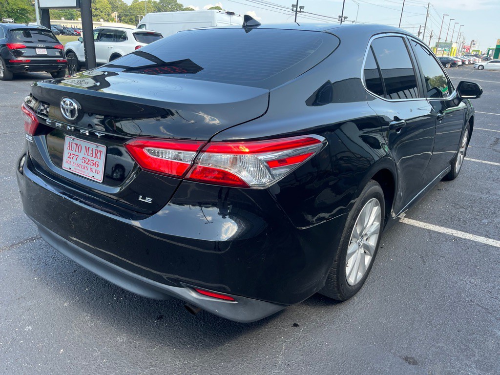 2020 Toyota Camry Image 4