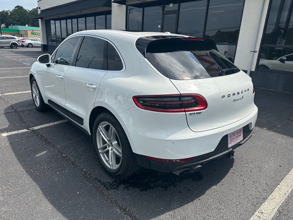 2016 Porsche Macan Image 5
