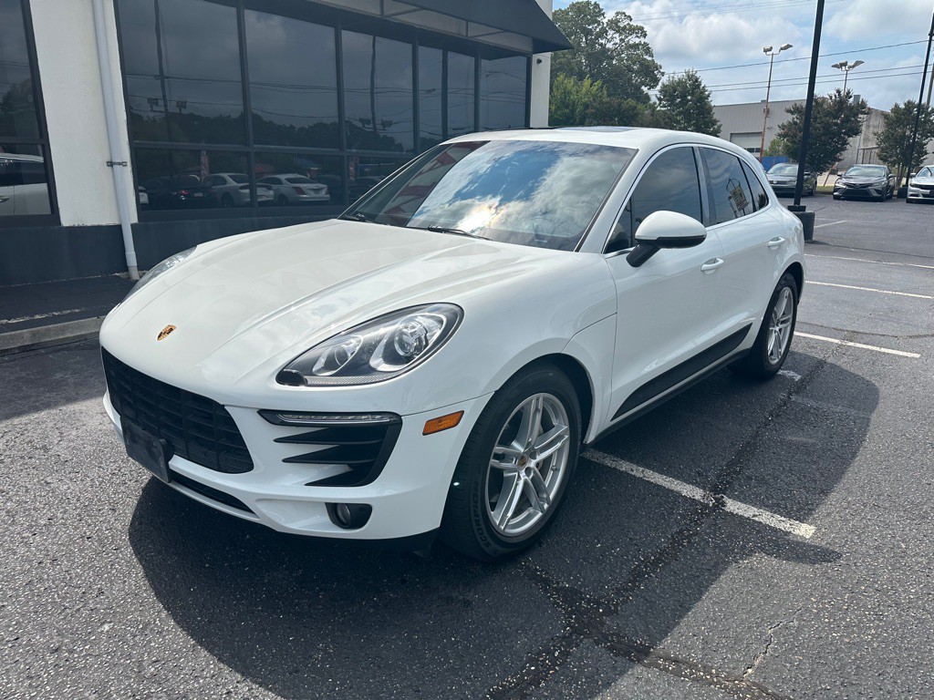 2016 Porsche Macan Image 9