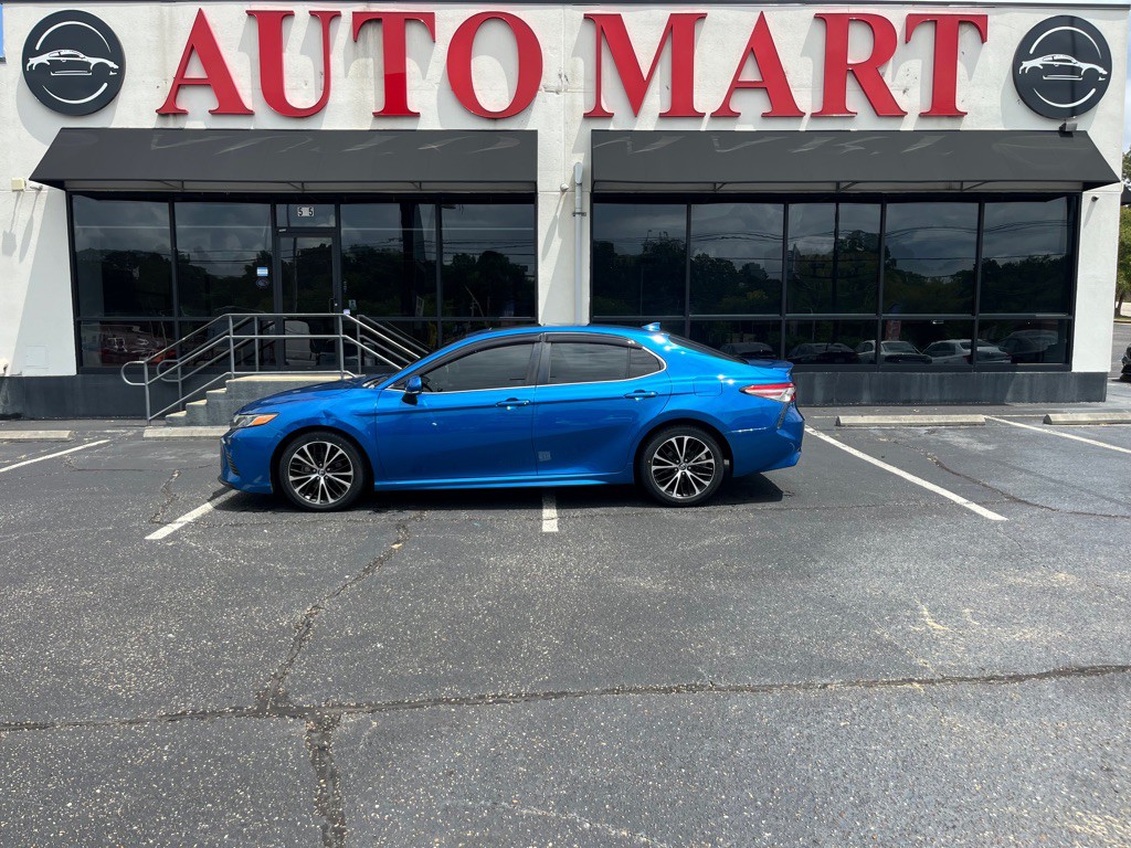2018 Toyota Camry Image 1
