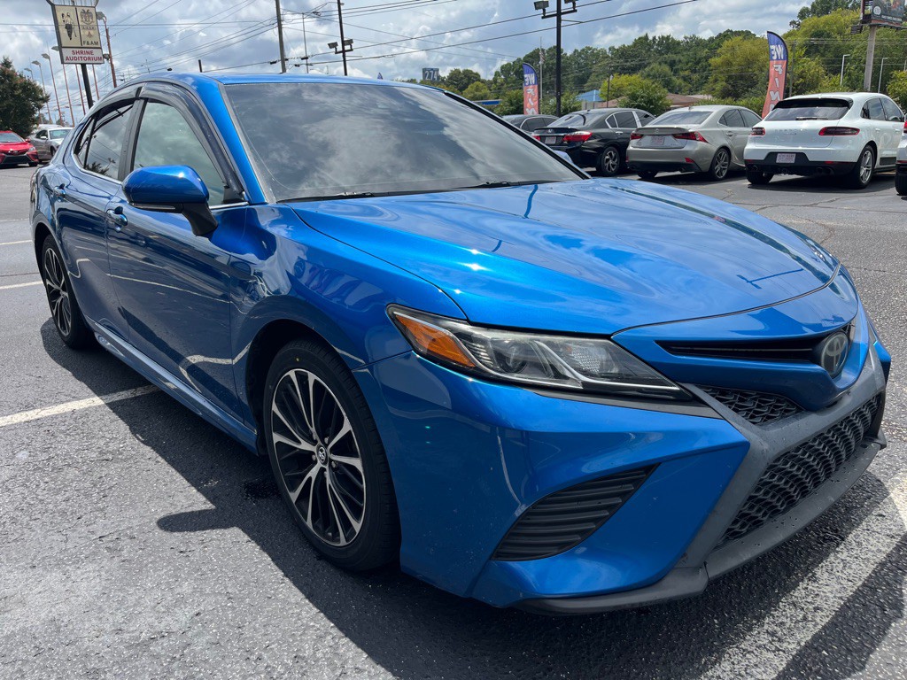 2018 Toyota Camry Image 3