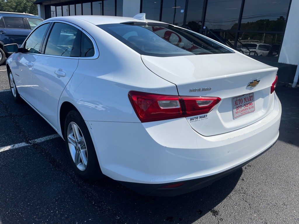 2023 Chevrolet Malibu Image 5