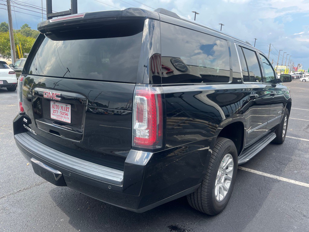 2018 GMC Yukon Image 4