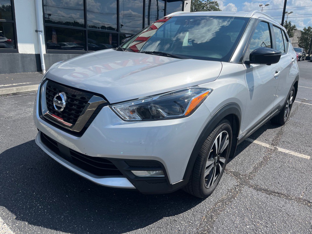 2020 Nissan Kicks Image 2