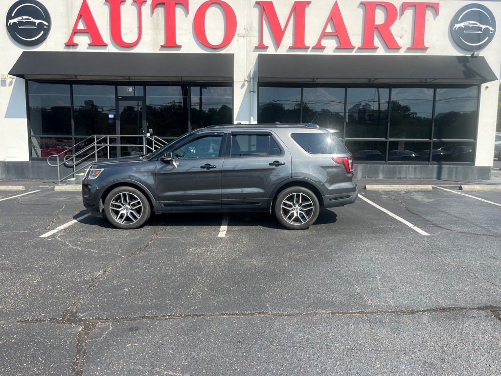 2018 Ford Explorer Image 1