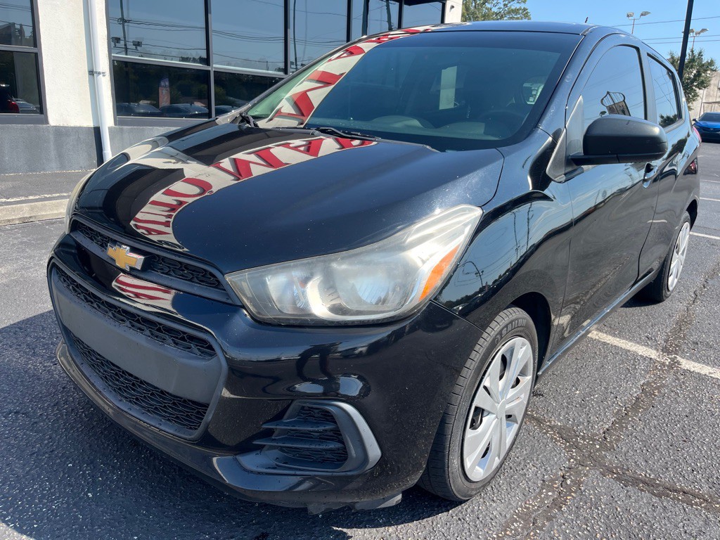 2017 Chevrolet Spark Image 2